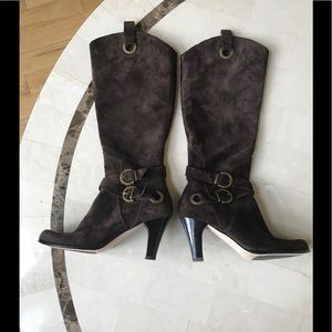 Vero Cuoio Suede boots